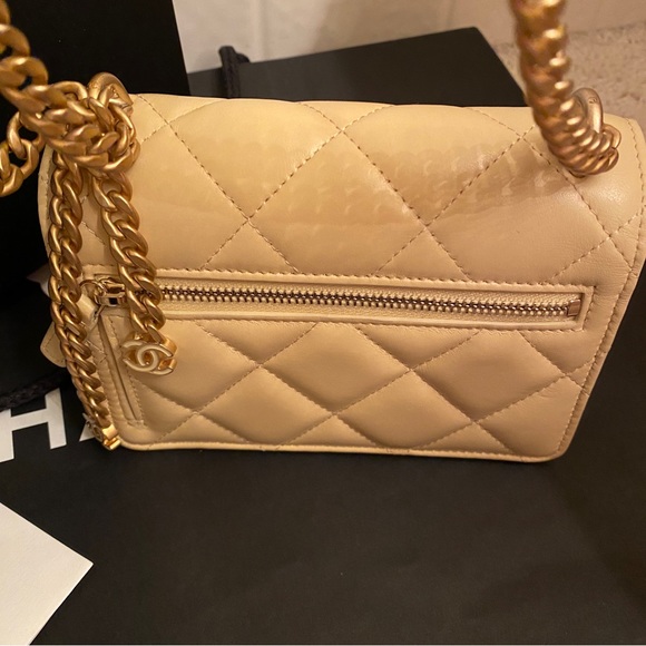 🪴 NIB CHANEL mini bag crossbody clutch gold yellow pending cc - Picture 4 of 11